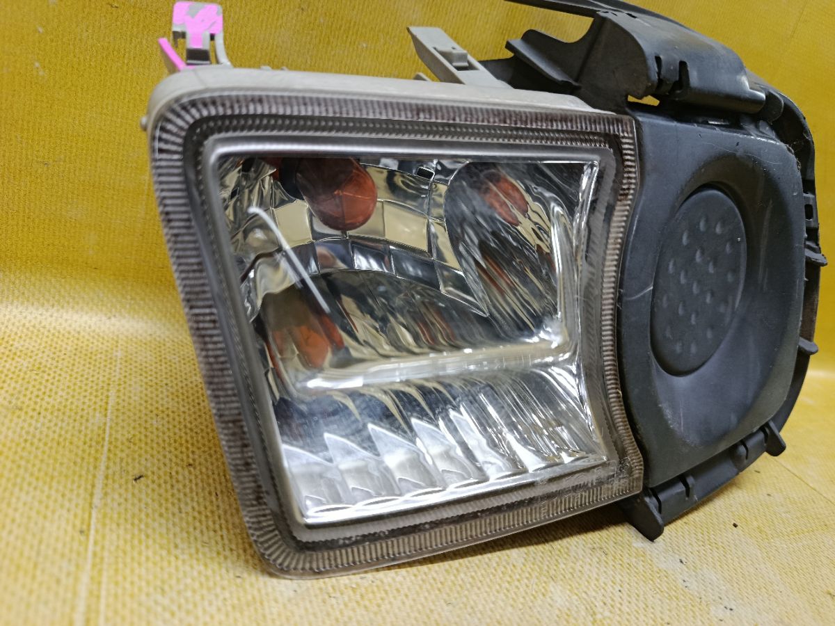 Поворотник бамперный 47-39 47-39 на Toyota Prius ZVW30 Фото 3