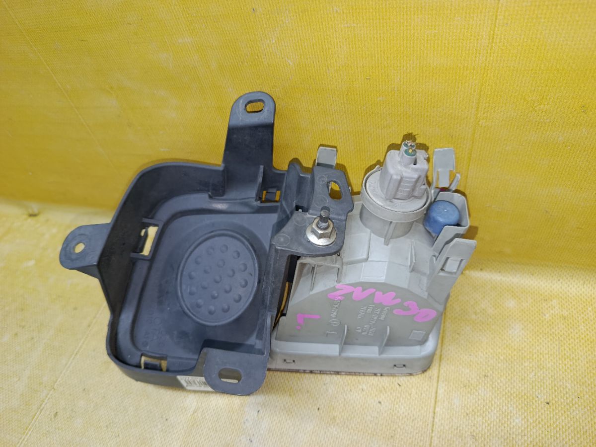 Поворотник бамперный 47-39 47-39 на Toyota Prius ZVW30 Фото 6