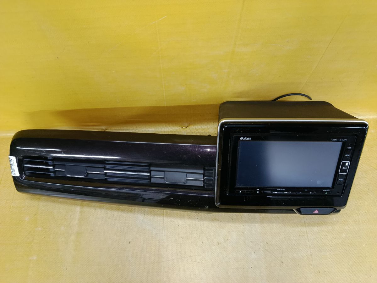 Автомагнитофон на Honda N-Box JF3 Фото 4