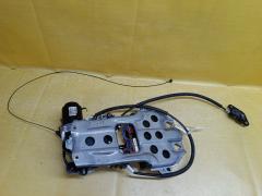 Доводчик двери на Honda Elysion RR1 Фото 7