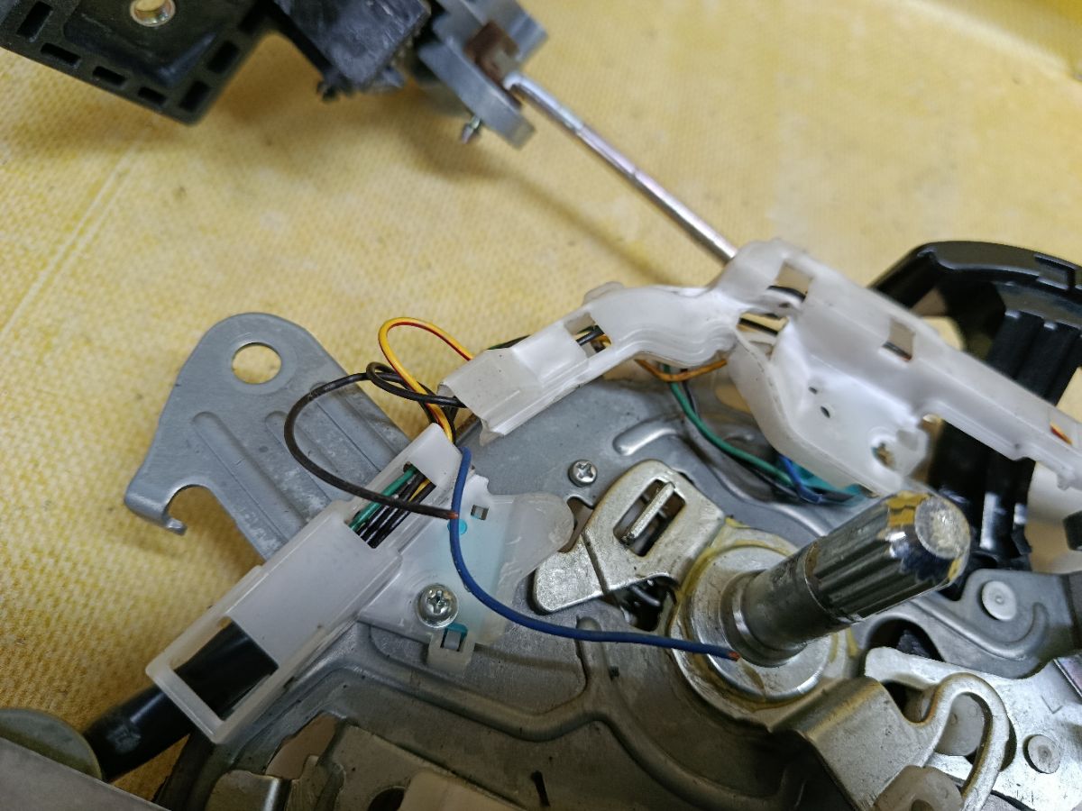 Замок двери на Honda Odyssey RC1 Фото 6