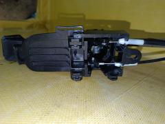 Замок двери на Nissan Note E11 Фото 4