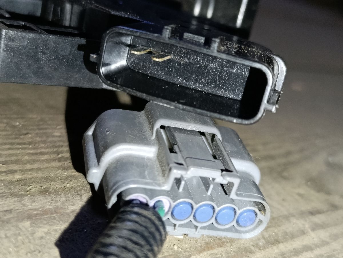 Замок двери на Nissan Tiida C11 Фото 7