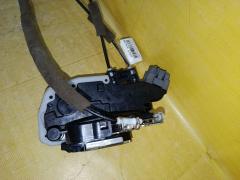 Замок двери на Nissan Note E11 Фото 2