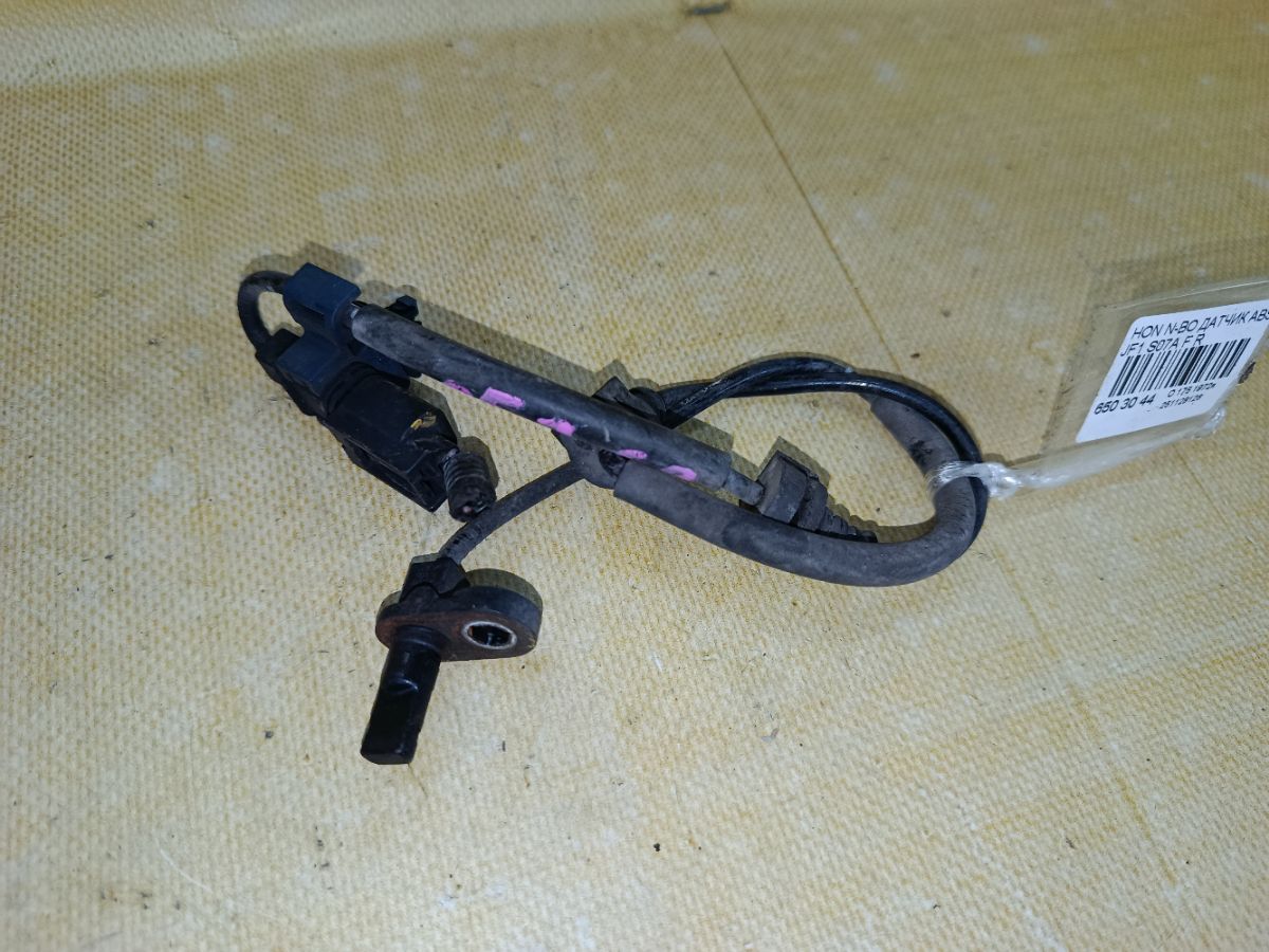 Датчик ABS на Honda N-Box JF1 S07A Фото 1