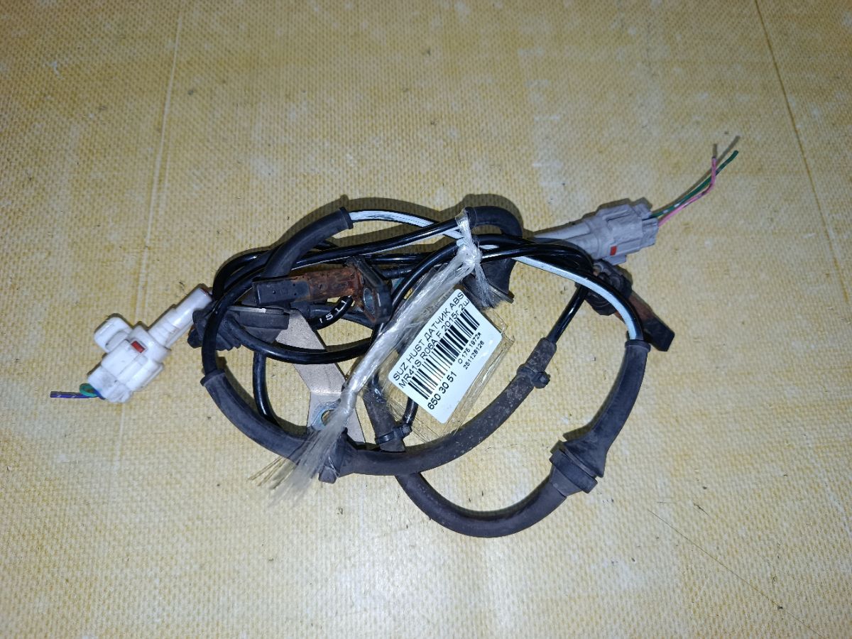 Датчик ABS на Suzuki Hustler MR41S R06A Фото 1