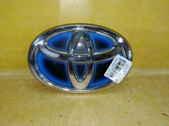 Эмблема на Toyota Prius ZVW30 2ZR-FXE 75311-47011, Переднее расположение