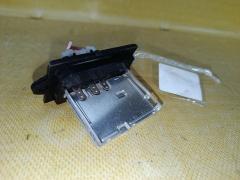 Регулятор скорости мотора отопителя на Nissan Note E11 HR15DE Фото 3