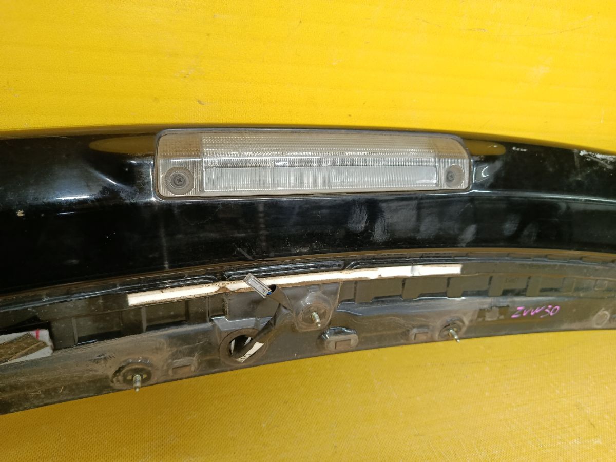 Спойлер 76085-47051 на Toyota Prius ZVW30 Фото 5