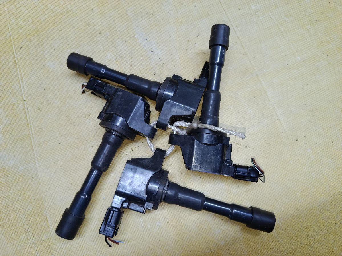 Катушка зажигания на Honda Fit Hybrid GP2 LDA Фото 1