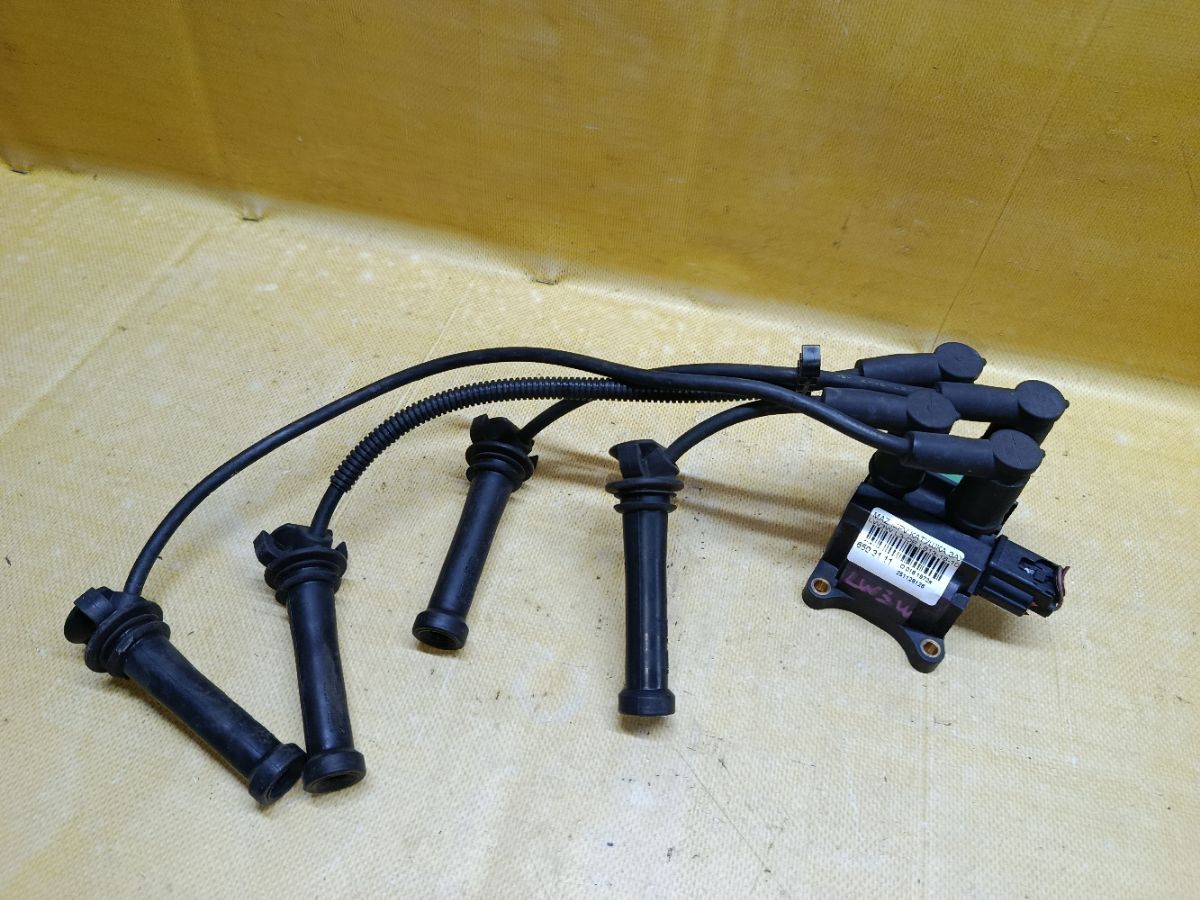 Катушка зажигания L813-18-100, 0221503490, 0221503491, 1075786, 1119835, 1130402, 1317972, 1319788, 1619343, 1S7G-12029-AB, 1S7G-12029-AC, 1S7Z-12029-AA, 30640703, 30735759, 31359976, 988F-12029-AB, 988F-12029-AC, 988F-12029-AD, 988F-12029-BA, YM2F-12029-AB на Mazda Mpv LW3W L3-DE Фото 1