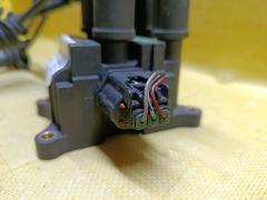 Катушка зажигания L813-18-100, 0221503490, 0221503491, 1075786, 1119835, 1130402, 1317972, 1319788, 1619343, 1S7G-12029-AB, 1S7G-12029-AC, 1S7Z-12029-AA, 30640703, 30735759, 31359976, 988F-12029-AB, 988F-12029-AC, 988F-12029-AD, 988F-12029-BA, YM2F-12029-AB на Mazda Mpv LW3W L3-DE Фото 4