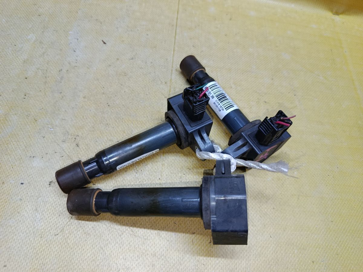 Катушка зажигания на Honda N-Box JF1 S07A Фото 1