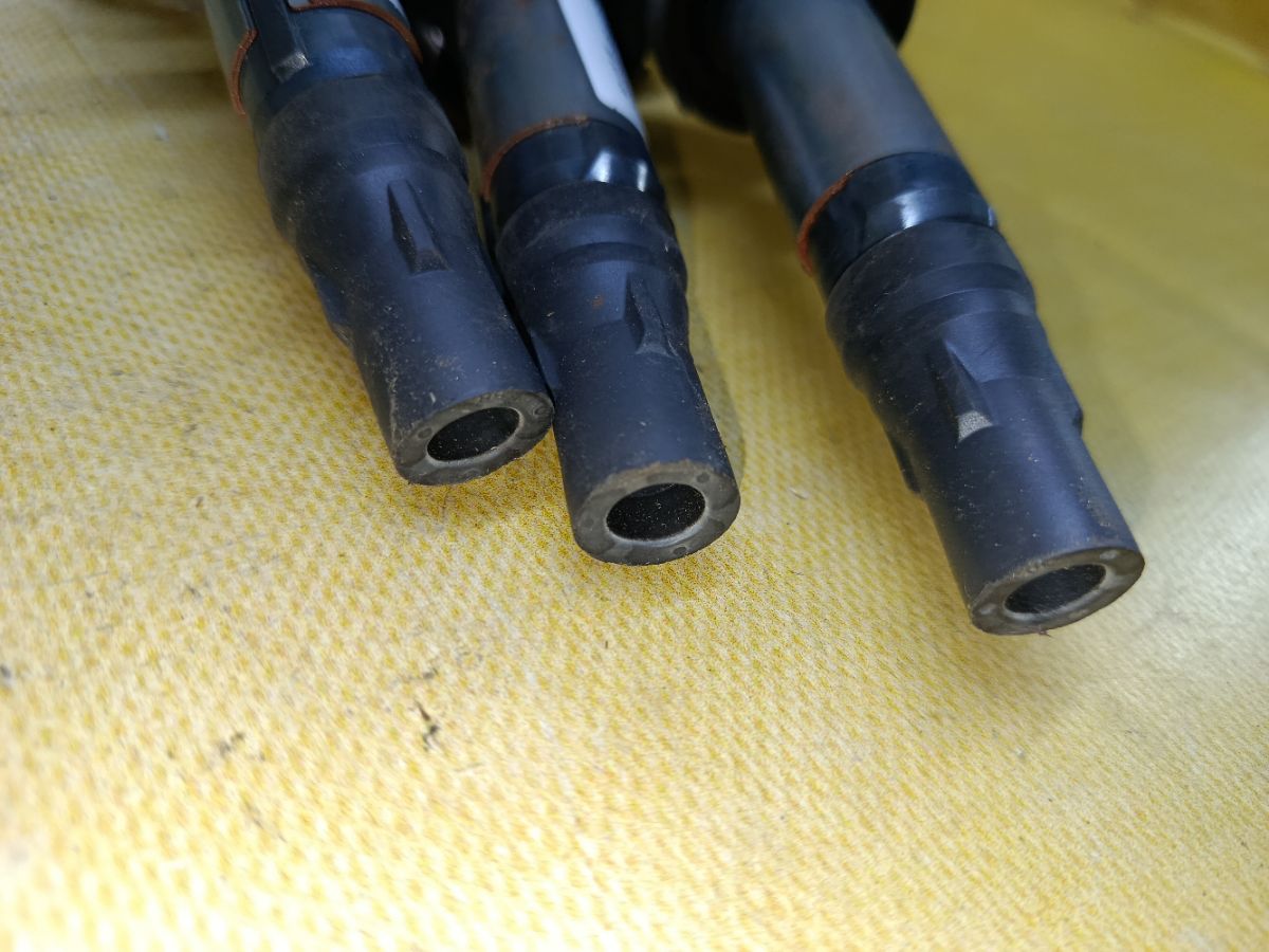 Катушка зажигания 19500-B2050 на Daihatsu Tanto LA600S KF-VE Фото 2