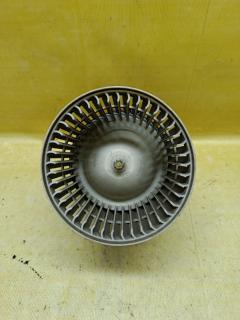 Мотор печки на Nissan March K13 Фото 2