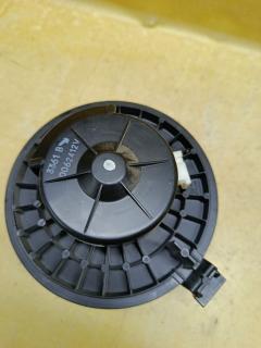 Мотор печки на Nissan Ad Expert VY12