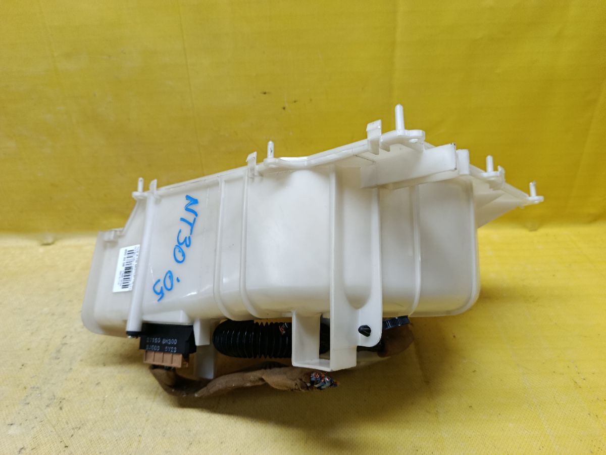 Мотор печки на Nissan X-Trail NT30 Фото 4