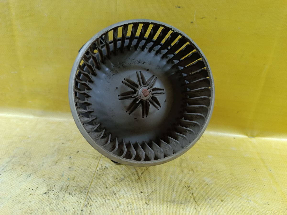 Мотор печки 72210-AE111 на Subaru Legacy Wagon BH5 Фото 2