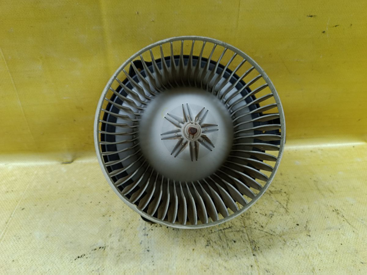 Мотор печки на Honda Accord CL8 Фото 2