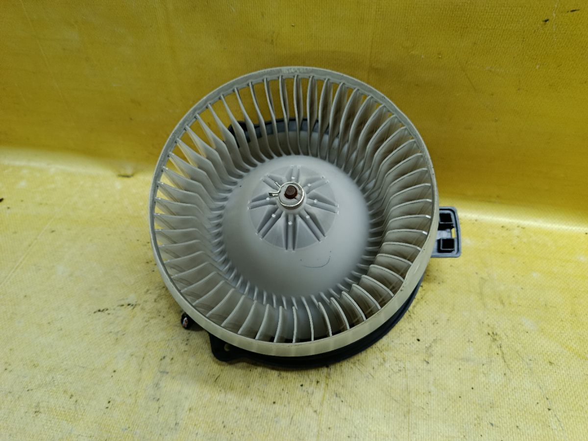 Мотор печки на Honda Accord CL8 Фото 2