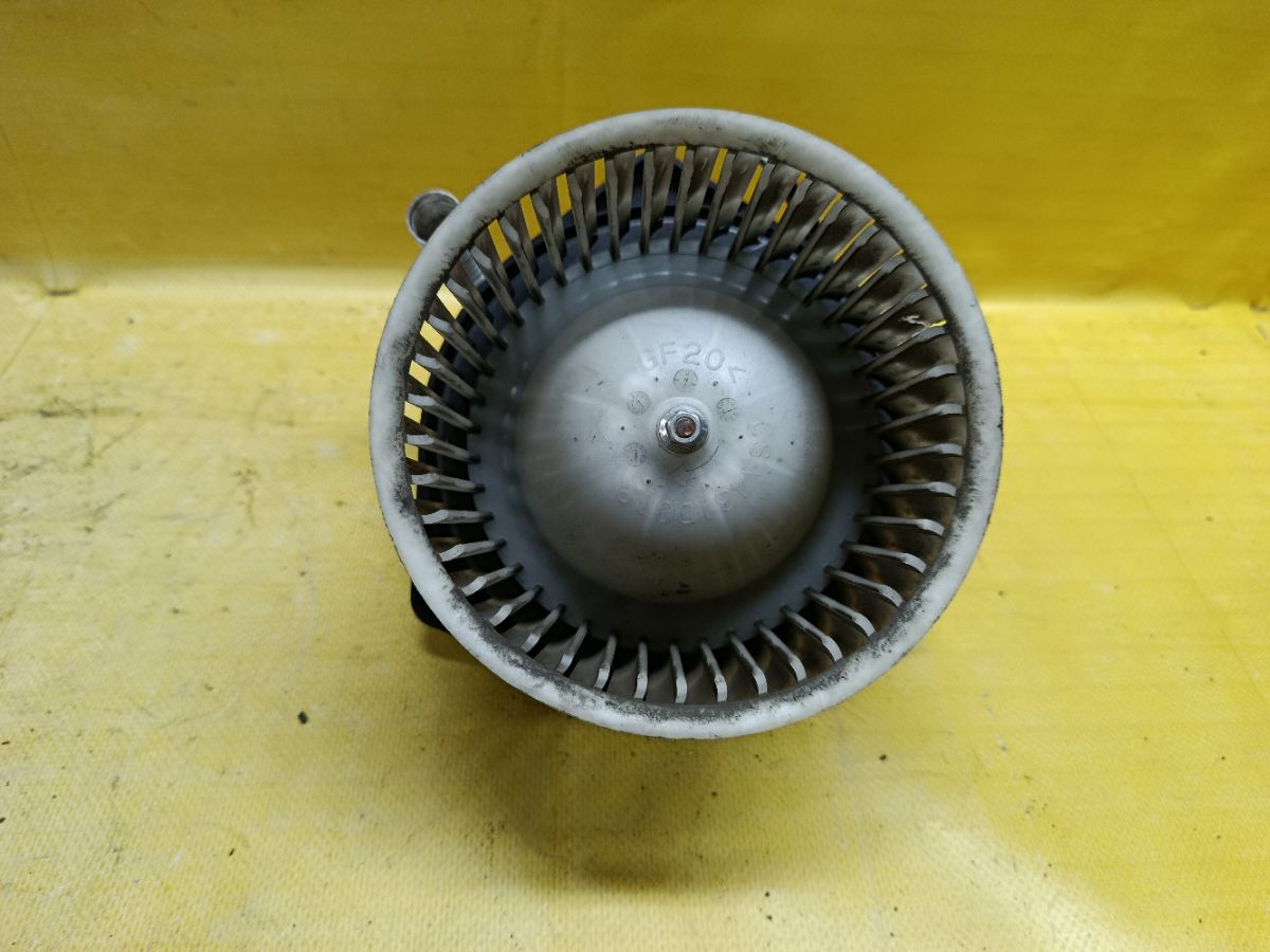 Мотор печки на Mitsubishi Outlander CW5W Фото 2