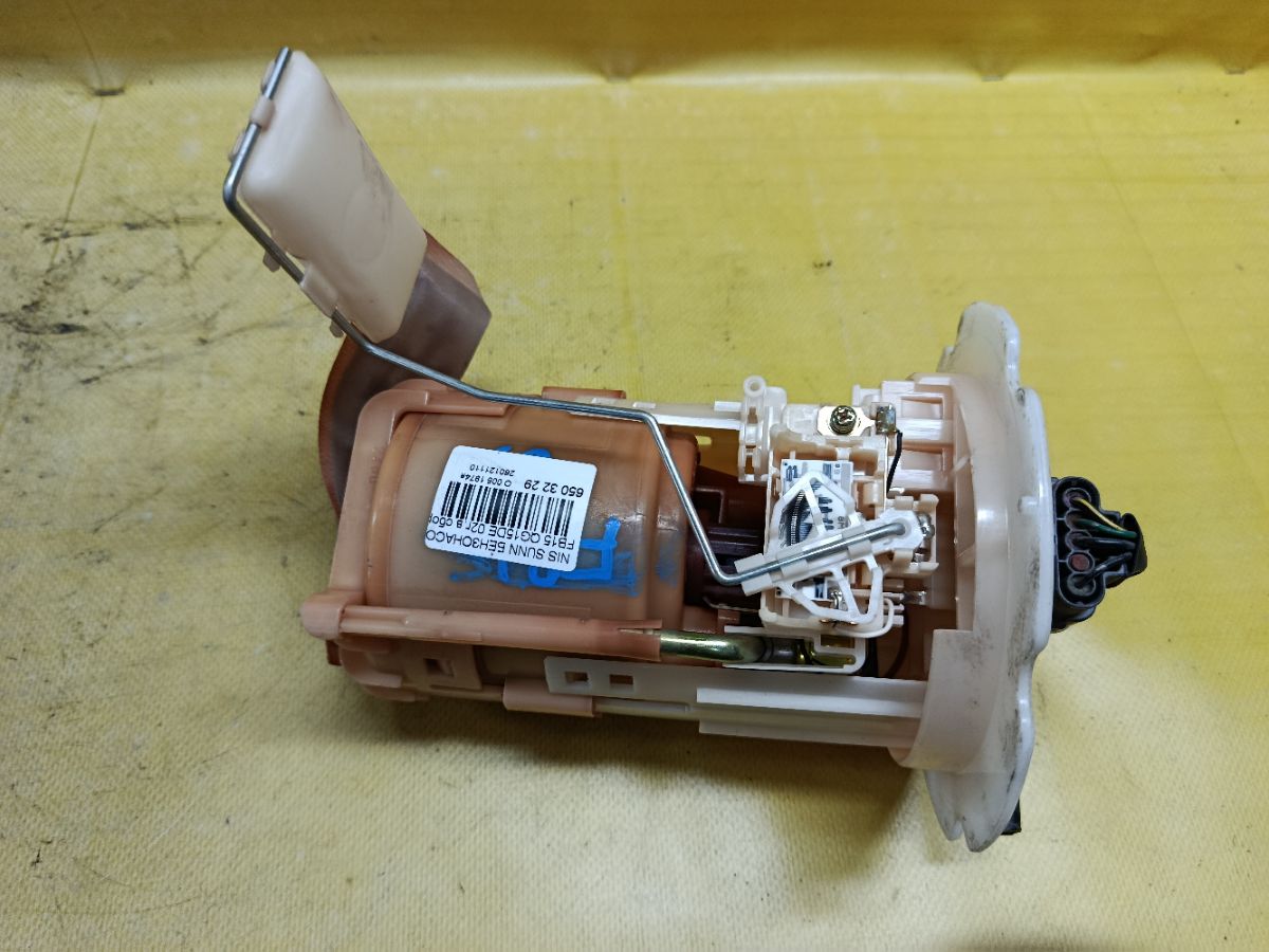 Бензонасос на Nissan Sunny FB15 QG15DE Фото 2