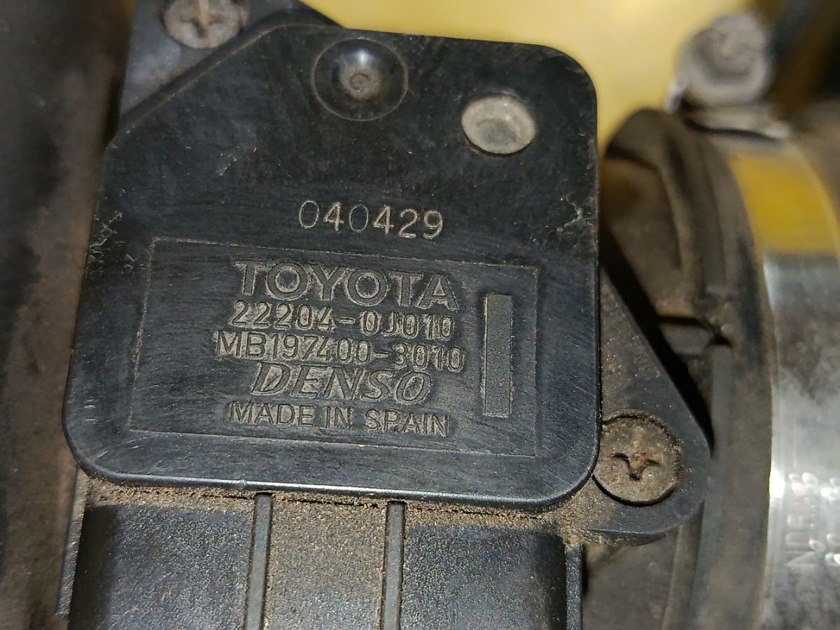 Корпус воздушного фильтра на Toyota Avensis AZT250 1AZ-FSE Фото 5