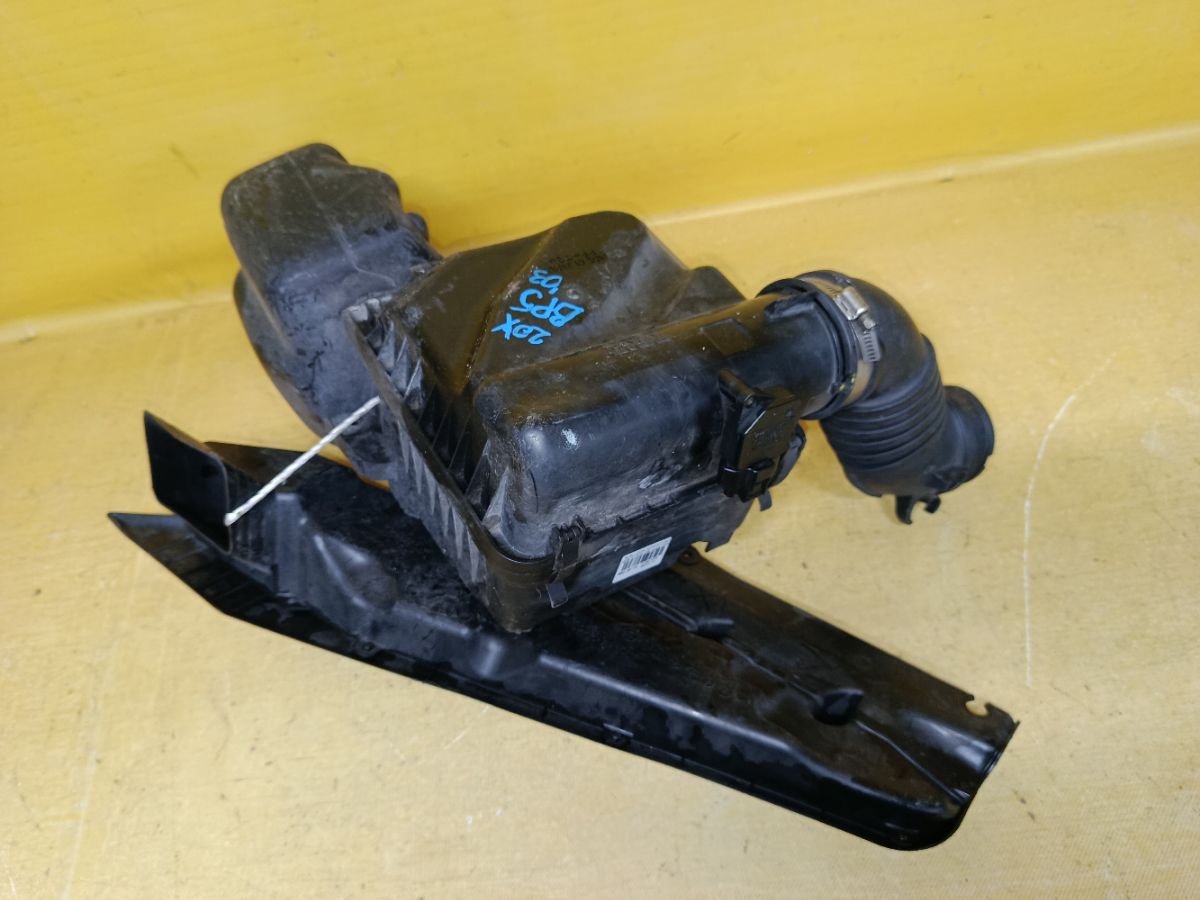 Корпус воздушного фильтра на Subaru Legacy Wagon BP5 EJ20X Фото 4