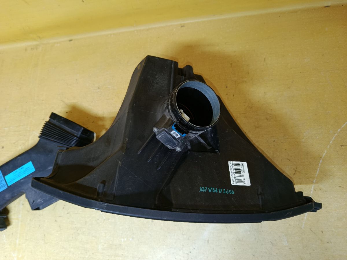 Корпус воздушного фильтра 752061903, 1371754173605, 859459010 на Bmw 3-Series E90-VB12 N52 Фото 3