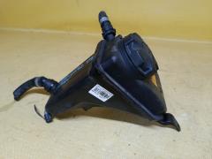 Бачок расширительный 1713756746201, 17137519368, 17137543026, 17137567462, 17137607482, 17137640514 на Bmw 3-Series E91-US72 N46B20BD Фото 3