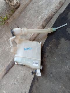 Бачок омывателя 060851-074 на Toyota Ipsum ACM26W Фото 5