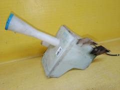 Бачок омывателя на Nissan Sunny FB15