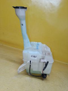 Бачок омывателя на Toyota Camry ACV45