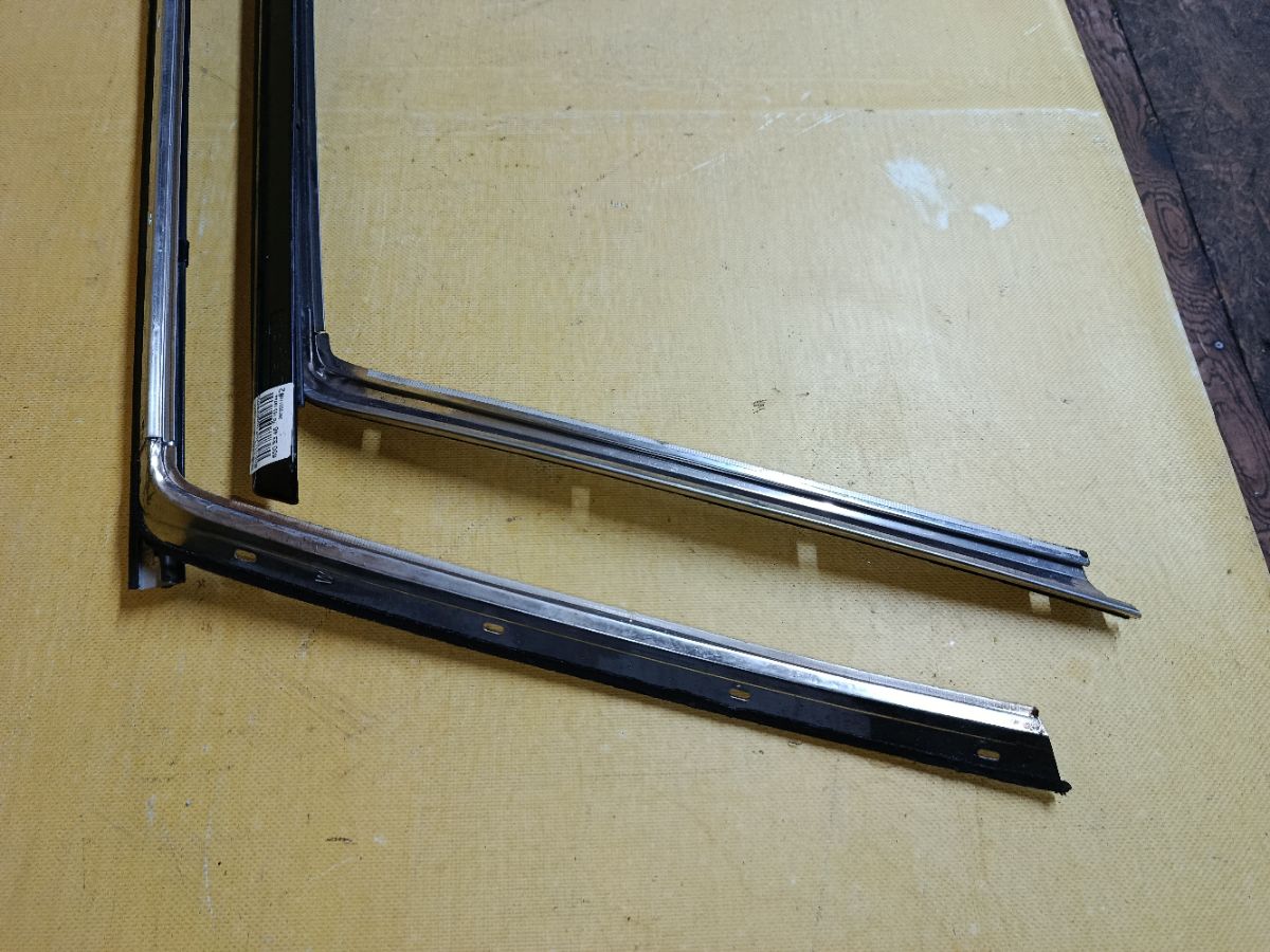 Ветровик на Subaru Legacy Wagon BH5 Фото 13