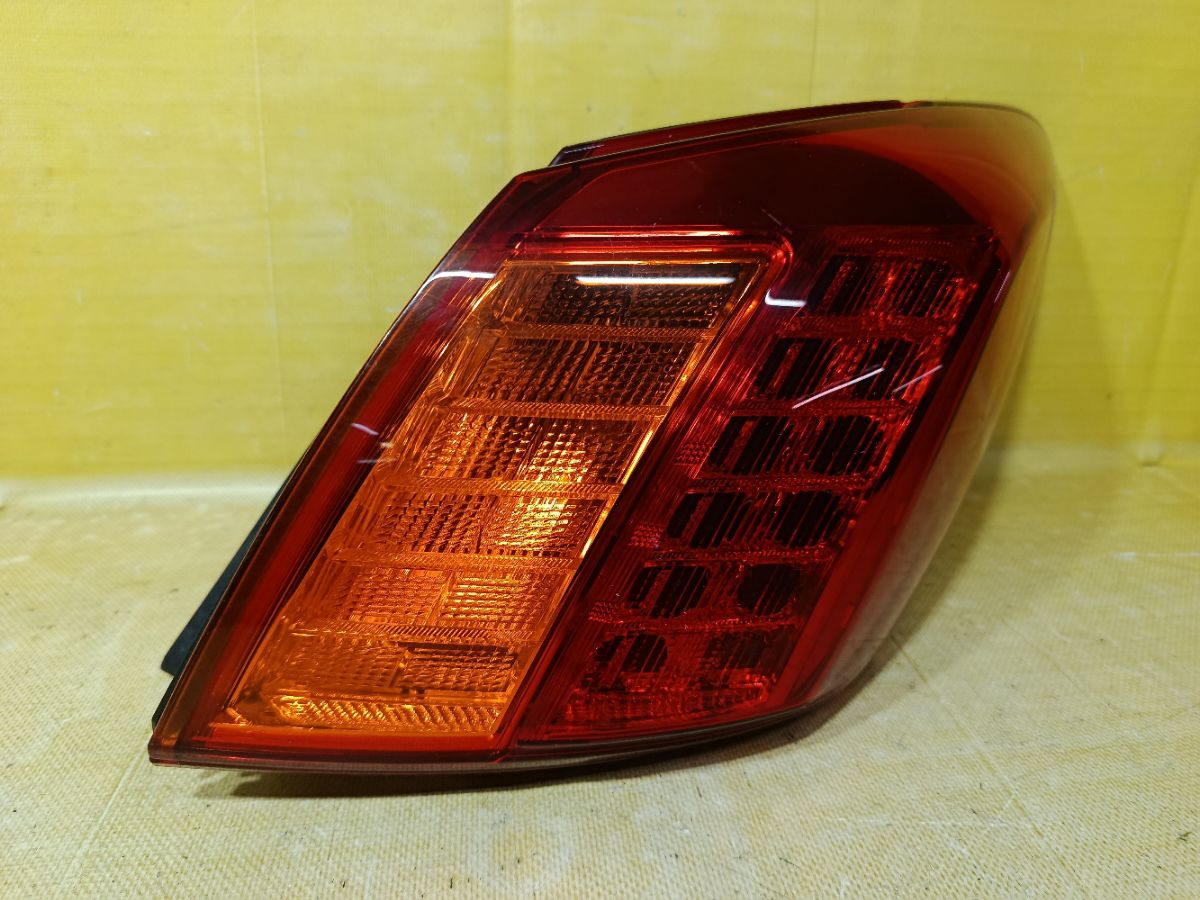 Стоп D057A D057A на Nissan Murano TNZ51 Фото 1