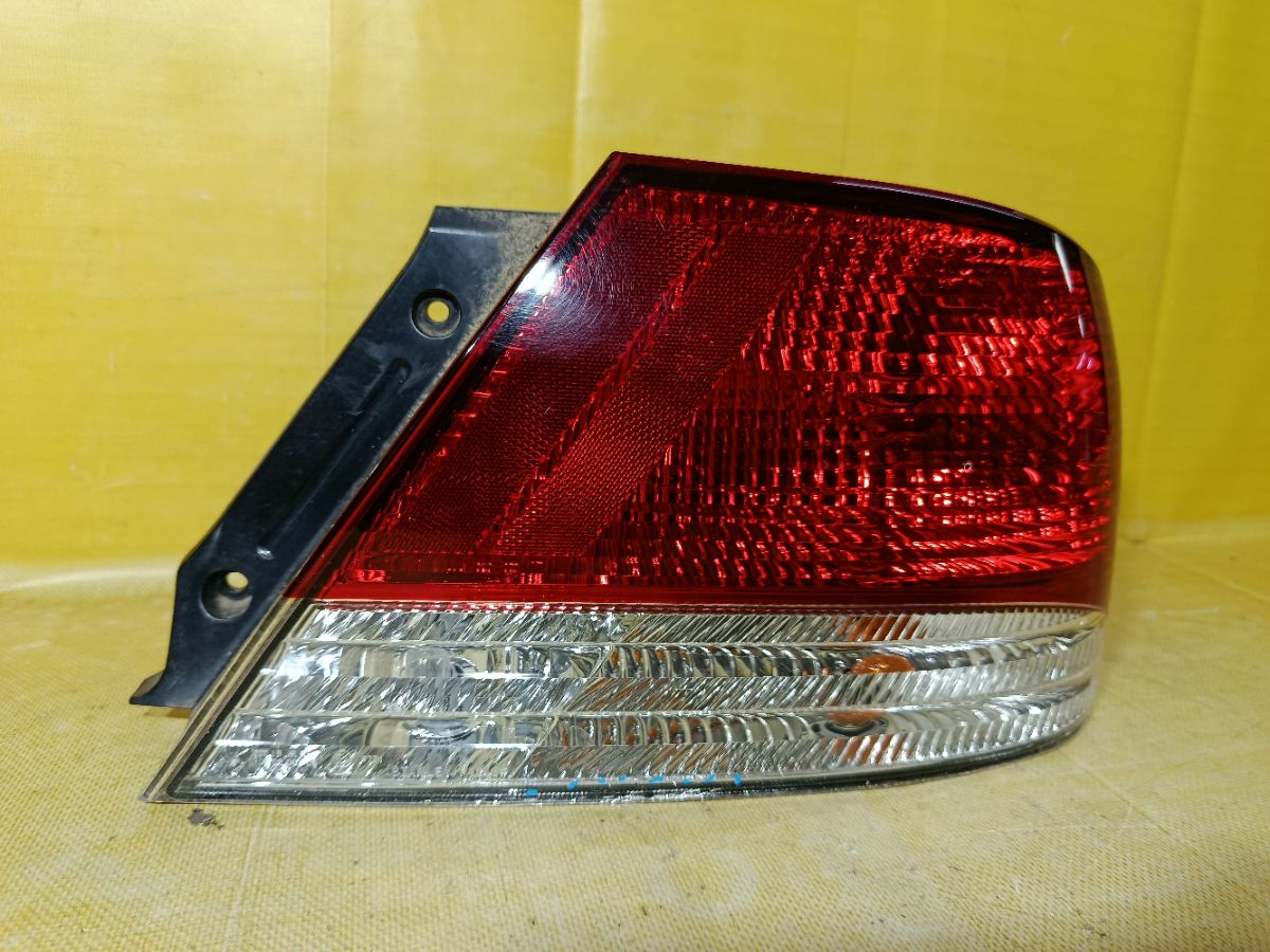 Стоп P1143 P1143 на Mitsubishi Lancer Cedia CS2A Фото 1