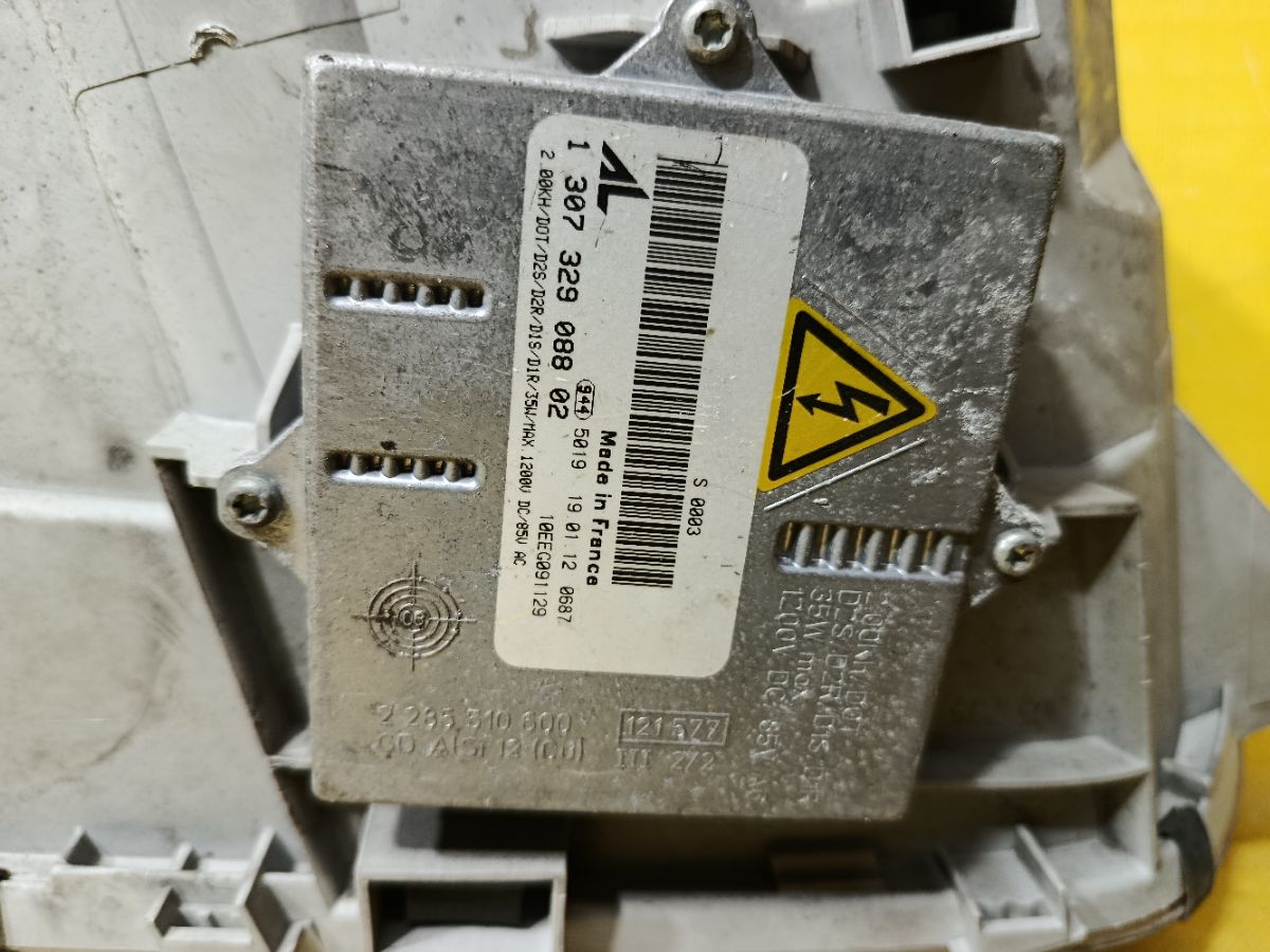 Фара A2038203759 на Mercedes-Benz C-Class Station Wagon S203.245 Фото 6