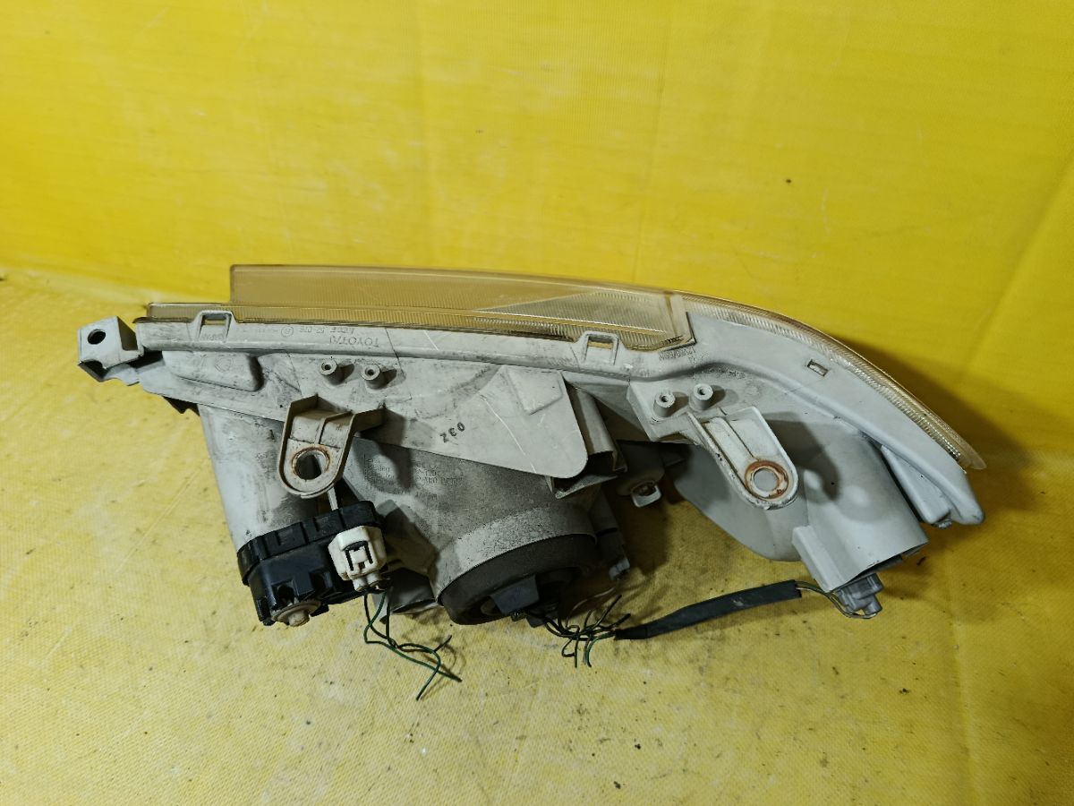 Фара 52-076 52-076 на Toyota Succeed NCP51V Фото 4