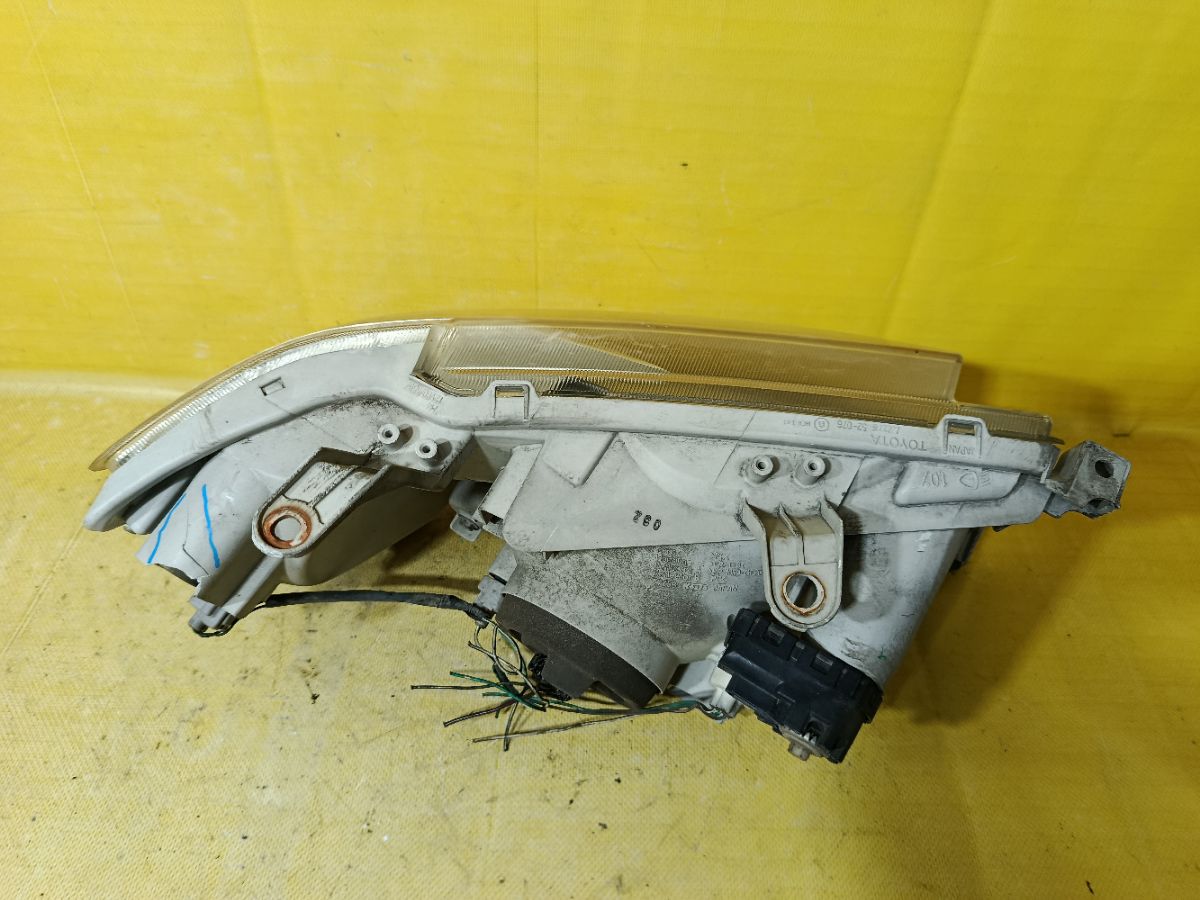 Фара 52-076 52-076 на Toyota Succeed NCP51V Фото 4