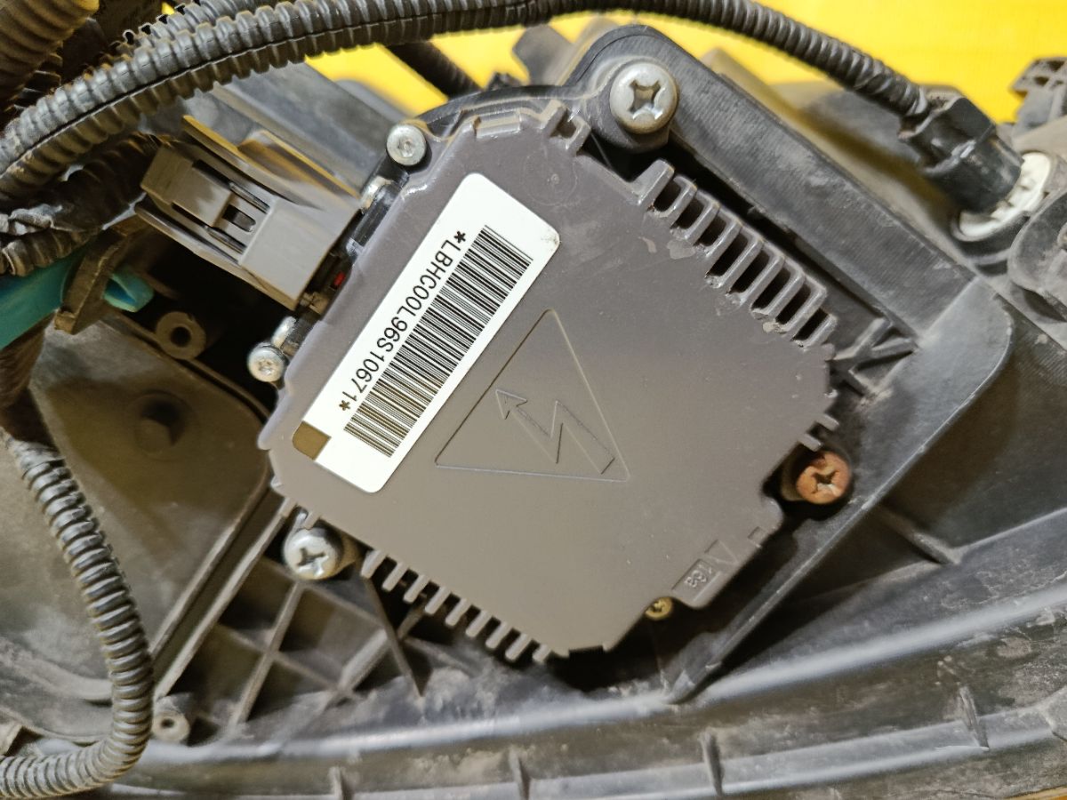 Фара P7026 P7026 на Honda Elysion RR1 Фото 6