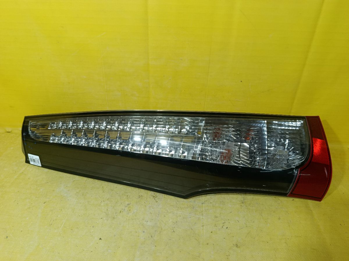 Стоп 220-87641 220-87641 на Mitsubishi Grandis NA4W Фото 1