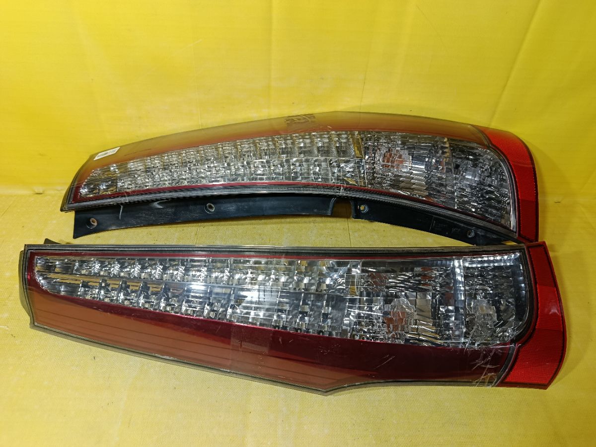 Стоп 220-87641 220-87641 на Mitsubishi Grandis NA4W Фото 1