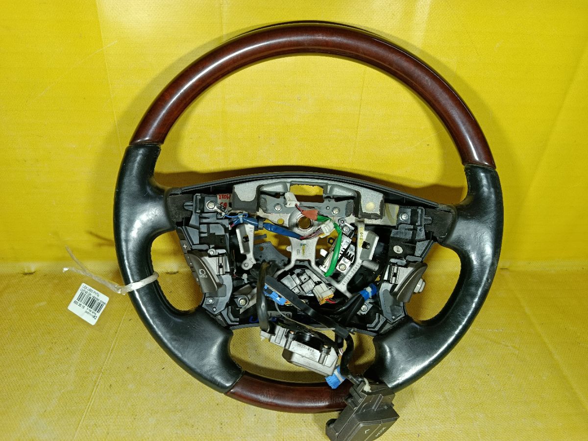 Руль на Lexus Ls600hl UVF46 Фото 1