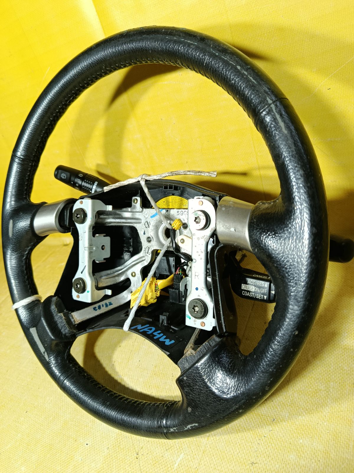 Руль на Mitsubishi Grandis NA4W Фото 2