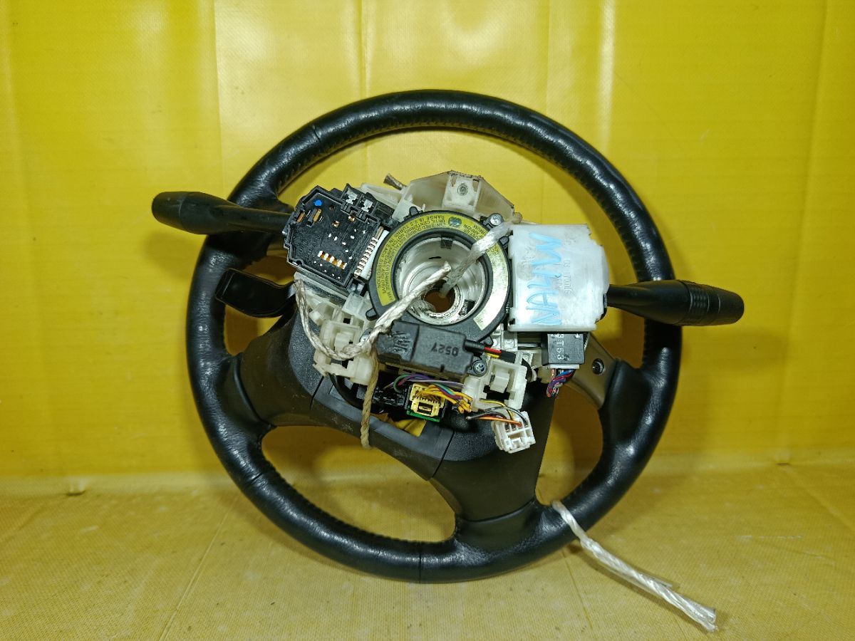 Руль на Mitsubishi Grandis NA4W Фото 7