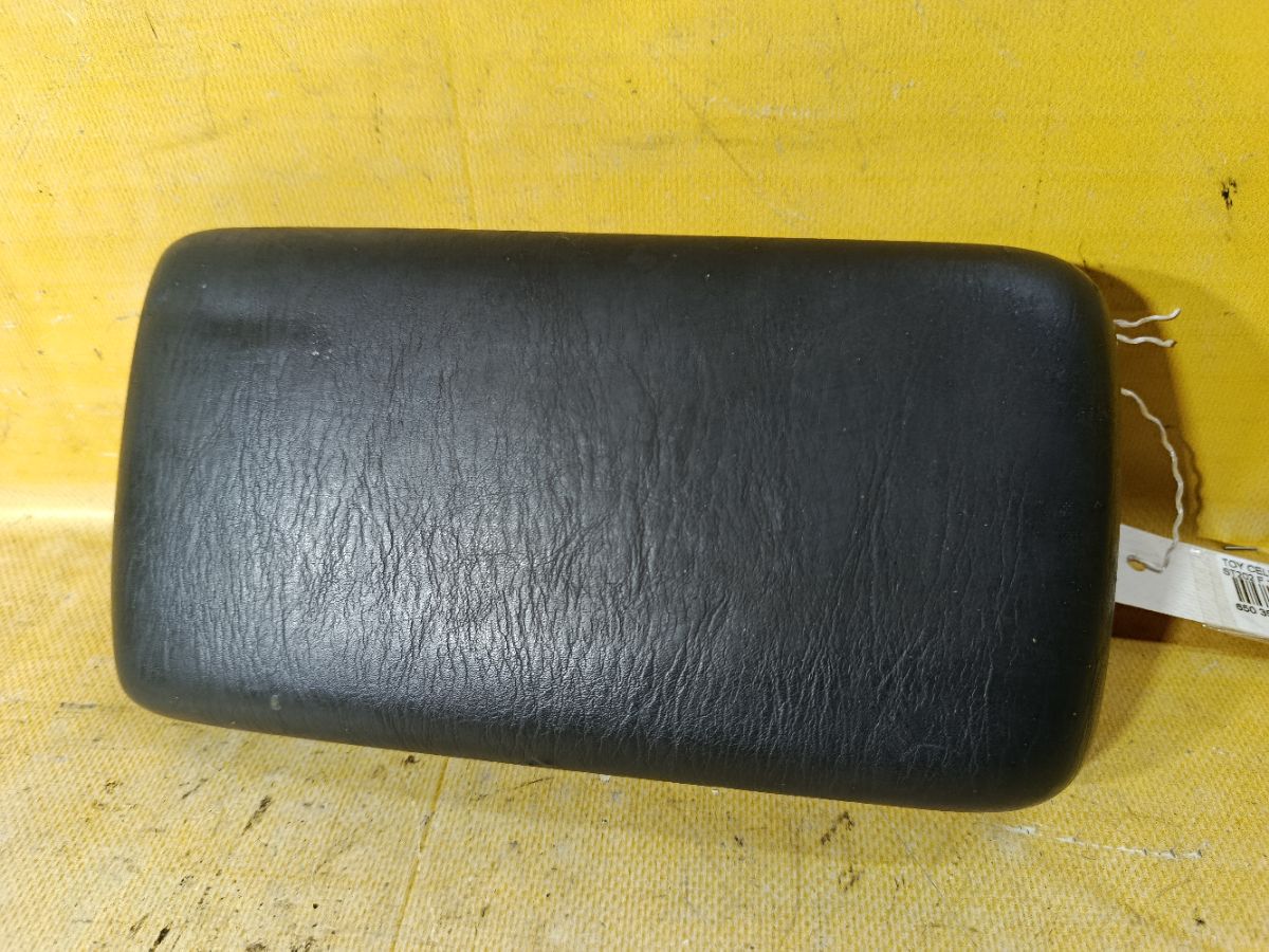 Подлокотник на Toyota Celica ST202 Фото 1