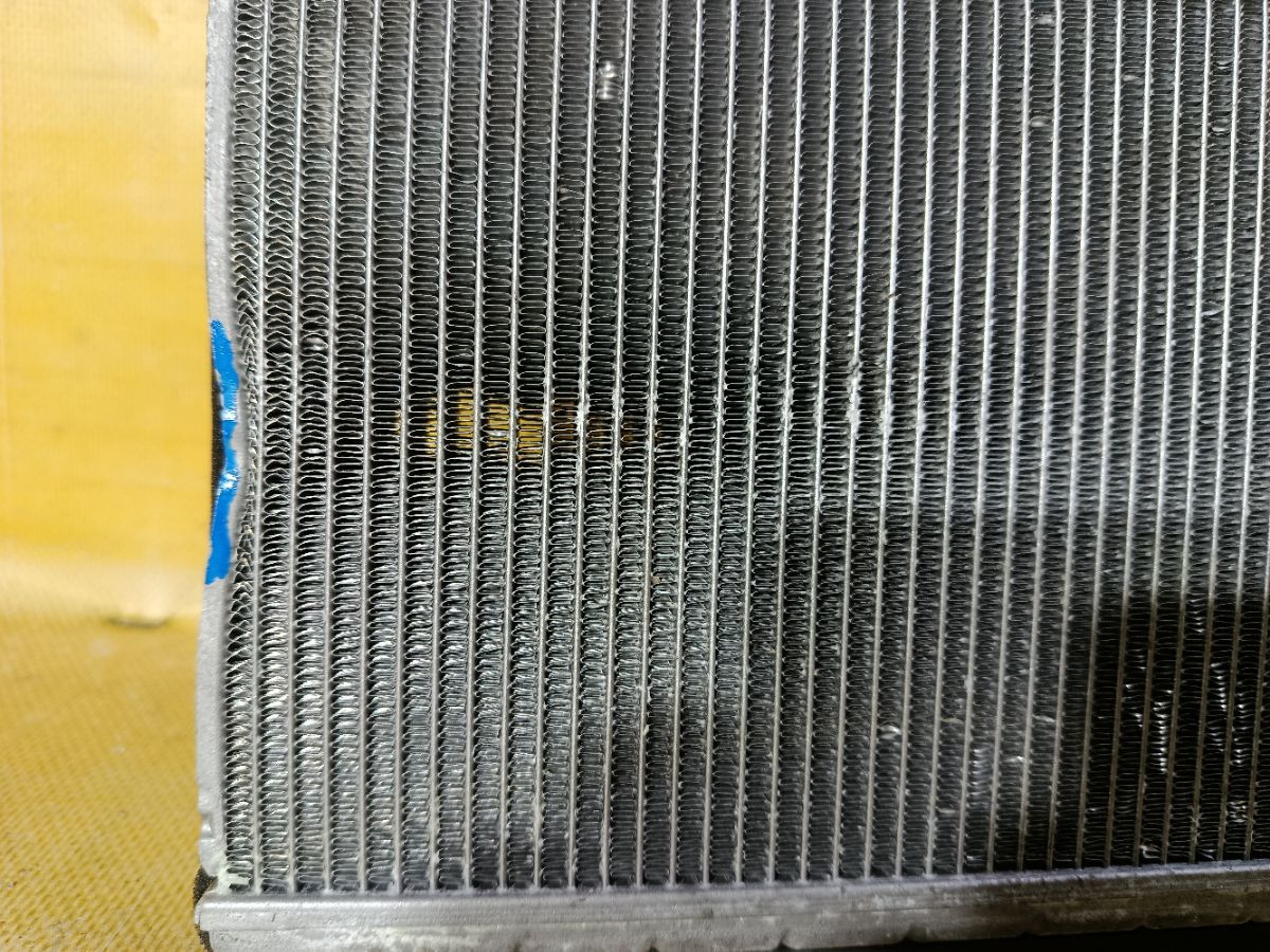 Радиатор печки на Mitsubishi Grandis NA4W 4G69 Фото 2