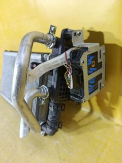 Радиатор печки на Mitsubishi Grandis NA4W 4G69 Фото 3