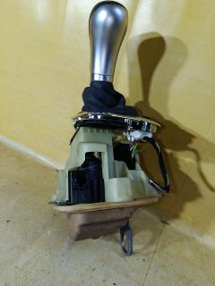 Ручка КПП A2032678524 на Mercedes-Benz C-Class W203.045 Фото 6