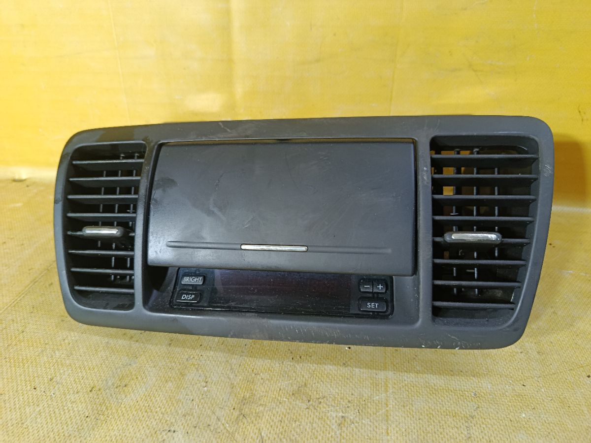 Часы 85201AG010B на Subaru Legacy Wagon BP5 Фото 1